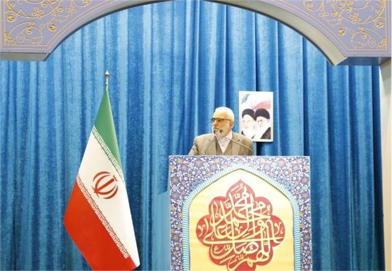 کمیته-امداد-بال-مهربانی-نظام-و-خادم-محرومان-به-دور-از-جریانات-سیاسی-است