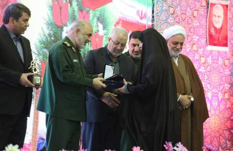 سفر حسین انواری عضو هیات امنای کمیته امداد به کرمان1403/10/17