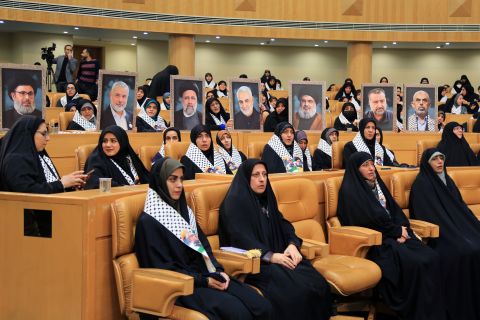 انتخاب قائم مقام کمیته امداد به عنوان کارمند تراز مکتب شهید حاج قاسم سلیمانی 1403/10/18