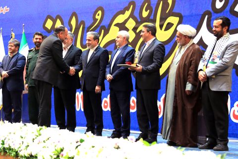 انتخاب قائم مقام کمیته امداد به عنوان کارمند تراز مکتب شهید حاج قاسم سلیمانی 1403/10/18