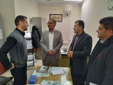 بازدید فرماندار شهرستان فیروزکوه از اداره کمیته امداد این شهرستان