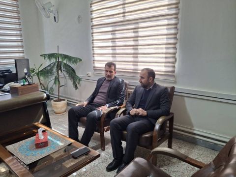 بازدید فرماندار شهرستان فیروزکوه از اداره کمیته امداد این شهرستان