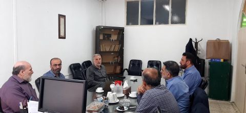 دیدار مدیرکل کمیته امداد استان تهران با مدیر مجموعه موج برای تأمین مسکن نیازمندان 