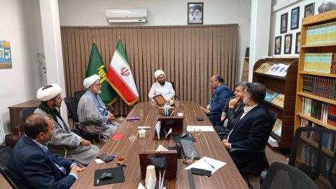 دیدار مدیرکل کمیته امداد استان تهران با دبیر شورای سیاستگذاری ائمه جمعه  کشور