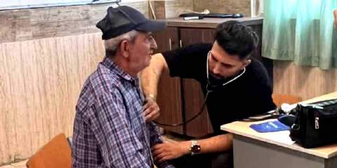 بهره‌مندی ۱۰۰ مددجوی فیروزکوهی از خدمات رایگان درمانی گروه‌های جهادی  