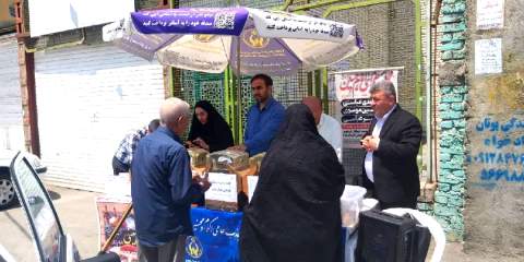 جمع‌آوری صدقات شهروندان تهرانی در پایگاه‌های مردمی نماز جمعه  - 1404/05/10