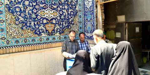 جمع‌آوری صدقات شهروندان تهرانی در پایگاه‌های مردمی نماز جمعه  - 1404/05/10
