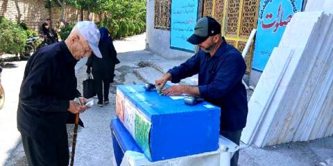 مشارکت شهروندان تهرانی درحمایت از نیازمندان درمیعادگاه های نماز جمعه سراسر استان تهران _  1404/05/31
