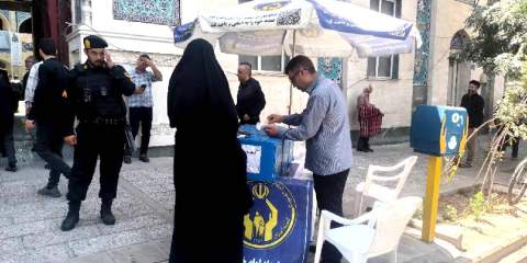 مشارکت شهروندان تهرانی درحمایت از نیازمندان درمیعادگاه های نماز جمعه سراسر استان تهران _  1404/05/31