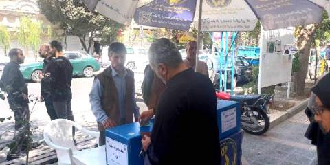مشارکت شهروندان تهرانی درحمایت از نیازمندان درمیعادگاه های نماز جمعه سراسر استان تهران _  1404/05/31
