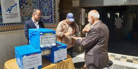 مشارکت شهروندان استان تهران در میعادگاه های نماز جمعه برای کمک به نیازمندان _ 1404/06/07