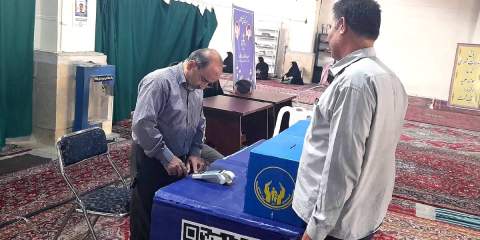همبستگی اجتماعی در میعادگاه های نماز جمعه سراسر استان تهران در حمایت از نیازمندان _ ۱۴٠۴/٠۶/۱۴