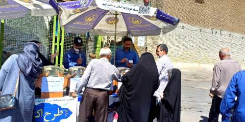  همبستگی اجتماعی در میعادگاه های نماز جمعه سراسر استان تهران در حمایت از نیازمندان _ 1404/06/21